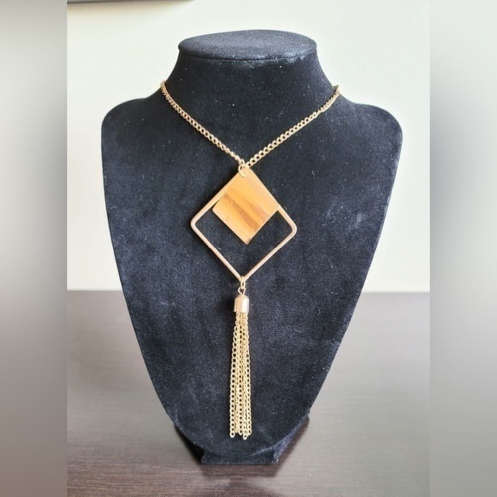 Golden necklace with tassel 17”